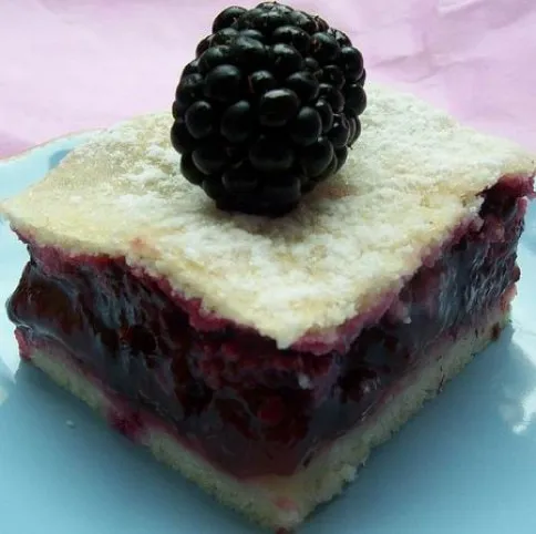 Szilvakrémes-szedres pite  recept