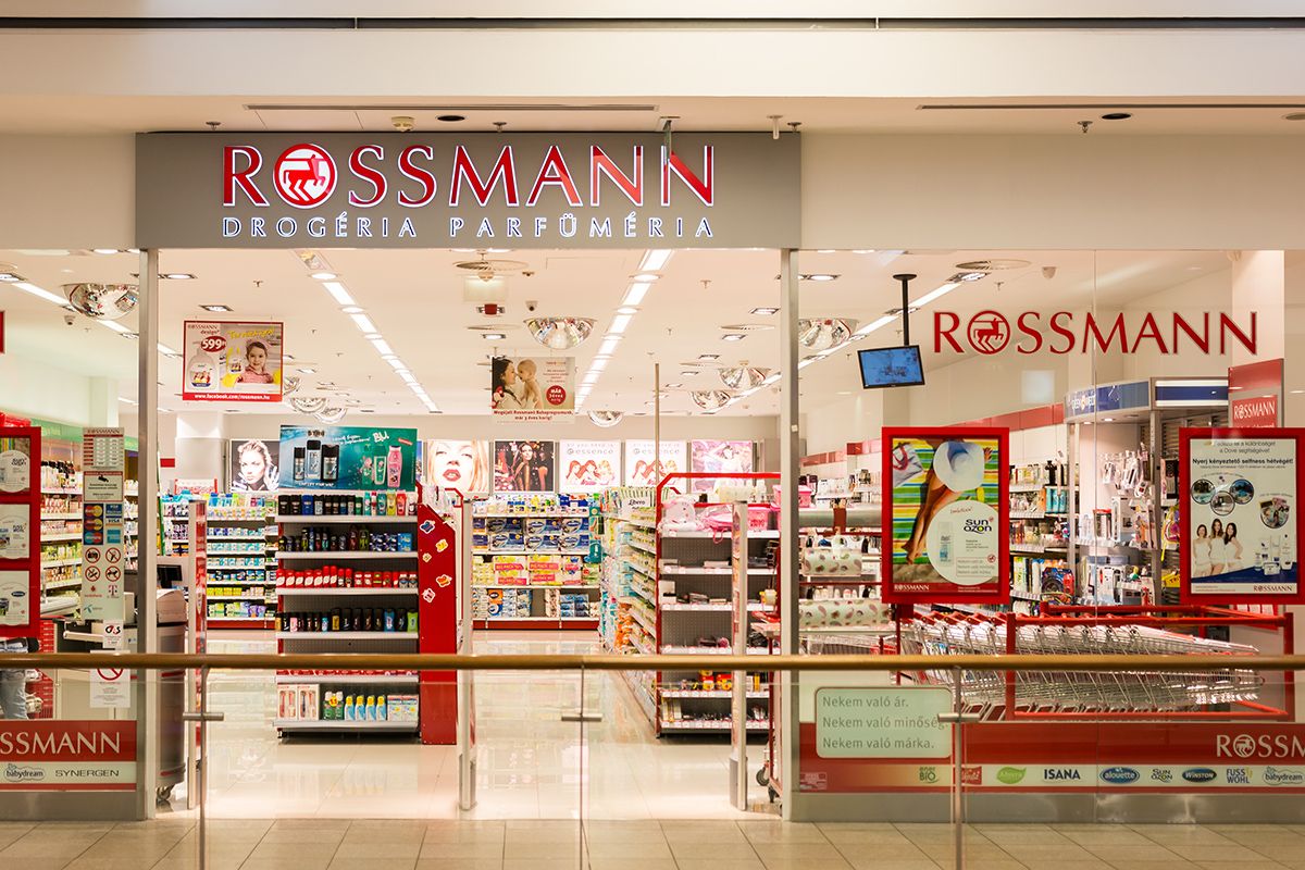 Karácsonyi boltzár: a Lidl után a Rossmann is meglépte /Fotó: Shutterstock