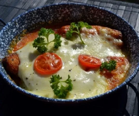 Mozzarellás csirkemell koktélparadicsommal recept