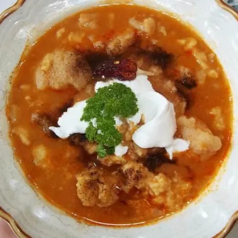 Tejfölös karfiolleves csipetkével recept