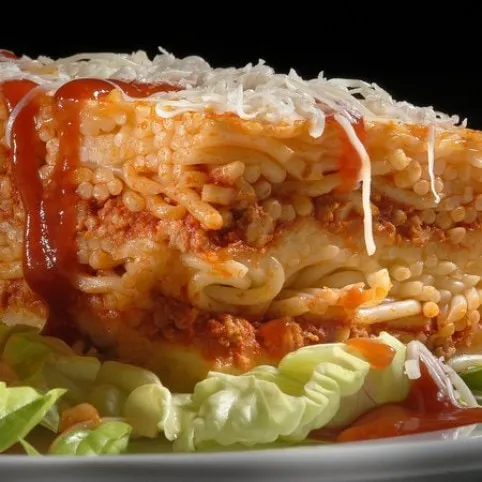 Húsos spagetti-torta recept