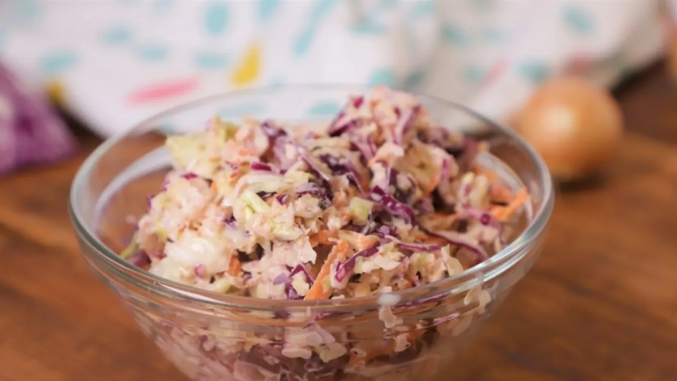 Amerikai káposztasaláta (Coleslaw)