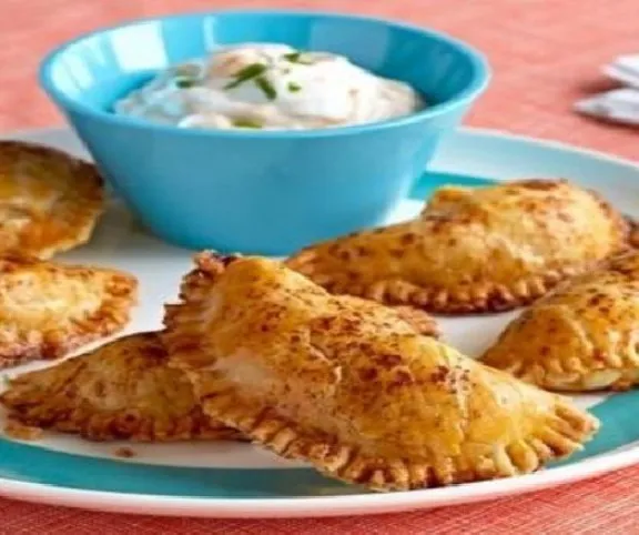 Csirkehúsos tésztabatyu (empanda) recept
