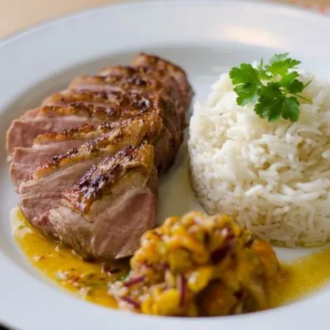 Gyömbéres kacsamell kaktuszfüge-salsával recept