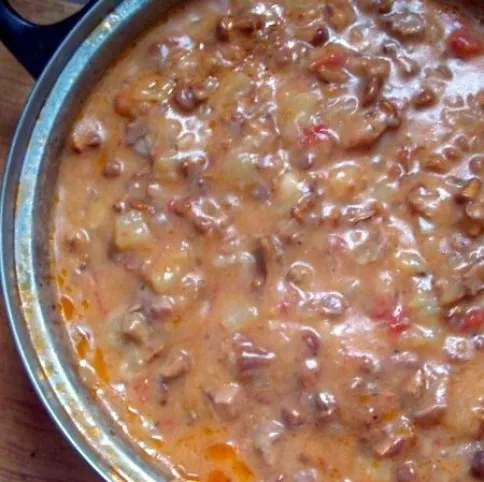 Disznóhúsos rókagombapörkölt recept