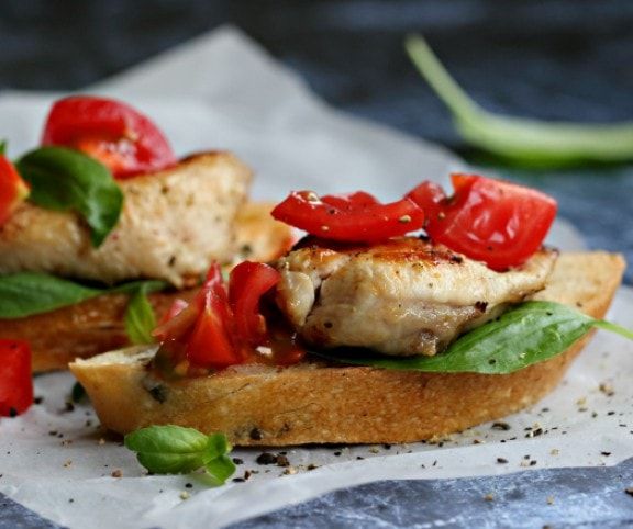 Pulykahúsos bruschetta  recept