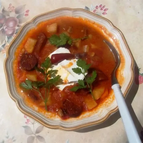 Vörösboros babgulyás gazdagon recept