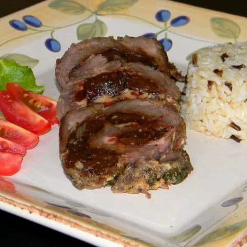 Aszalt szilvával göngyölt báránycomb vadrizzsel recept