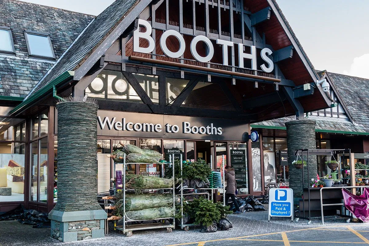 A Booths lehet az első olyan brit szupermarket, aki megszünteti az önkiszolgáló pénztárakat /Fotó: Shutterstock