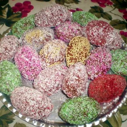 Húsvéti tojás kekszgolyóból recept