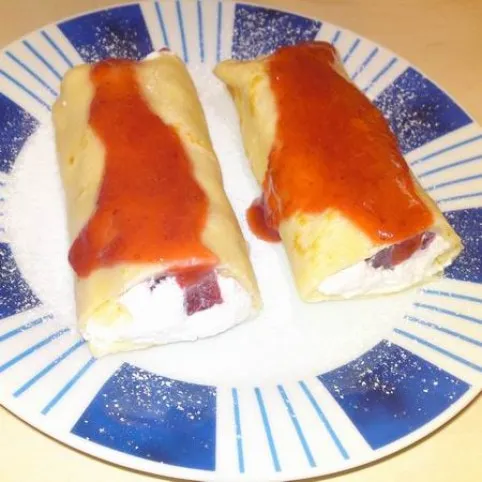 Epres-túrós palacsinta eperszósszal recept