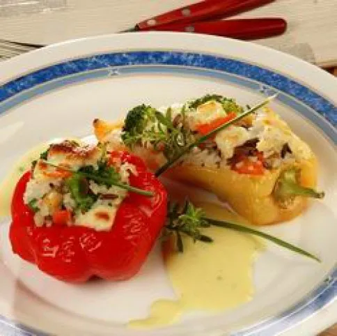 Gazdagon töltött paprika   recept
