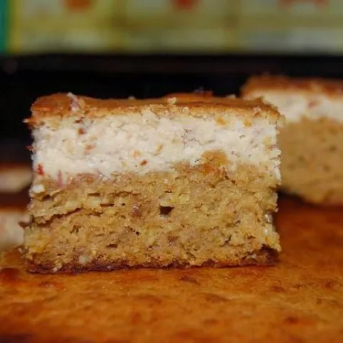 Fügés-túrós kevert sütemény recept