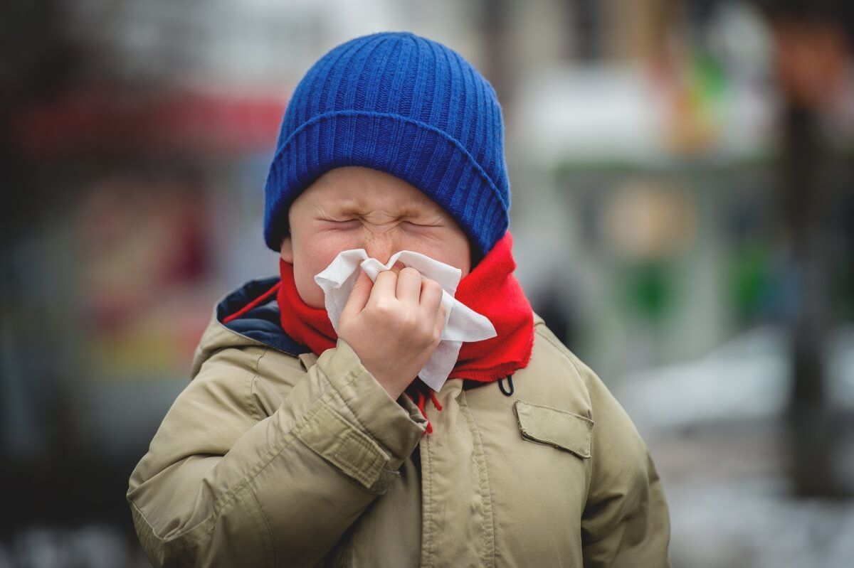 Az őszi időszakban egymást érik a felsőlégúti megbetegedések a gyerekeknél / Fotó: Shutterstock