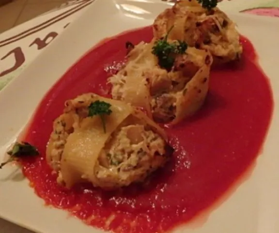 Töltött csigatészta (Lumaconi ripieni) recept
