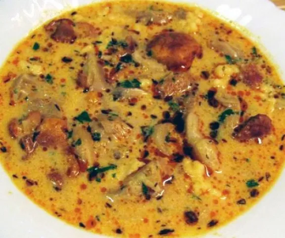 Gombaleves vajgaluskával recept