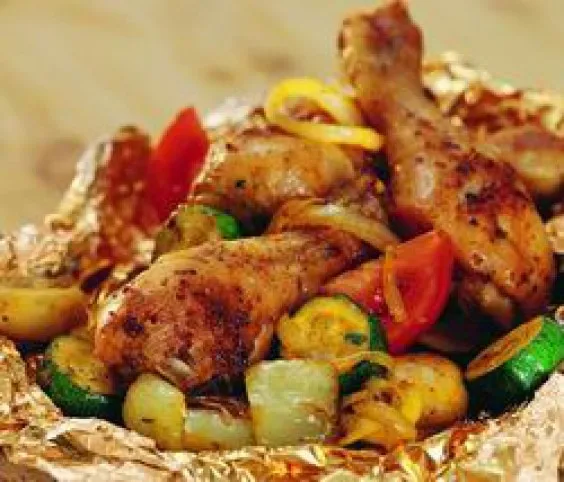 Aranyfóliában sült csirkecombok recept