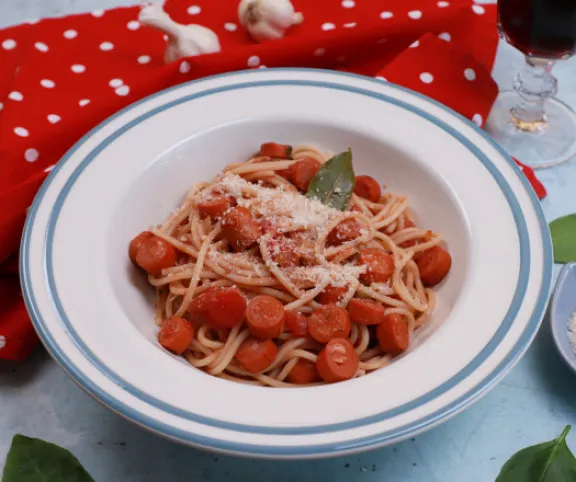 Pikáns kolbászos spagetti  recept