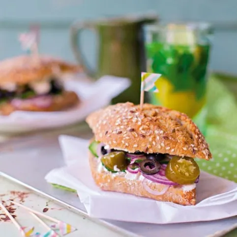 Feta sajtos görög szendvics recept