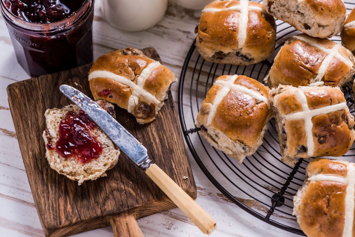 Hot cross bun