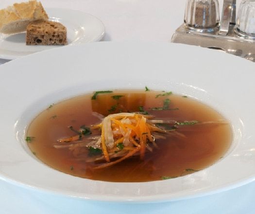 Consommé leves