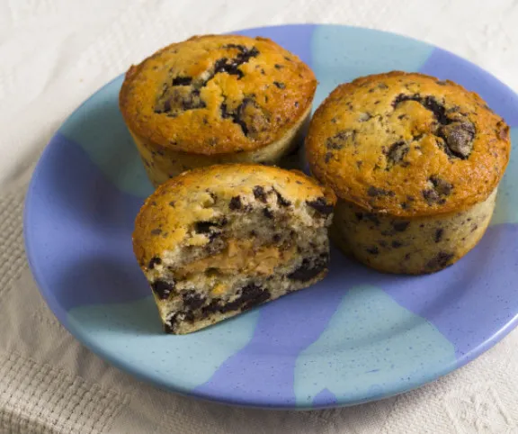 Földimogyorós-csokis muffin recept