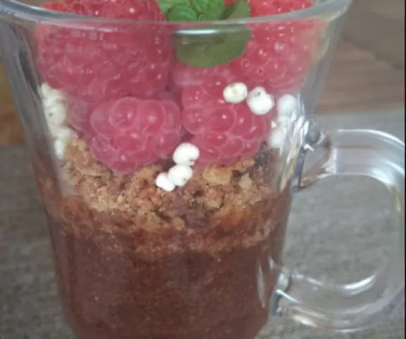 Csokis cukkinikrém málnával recept