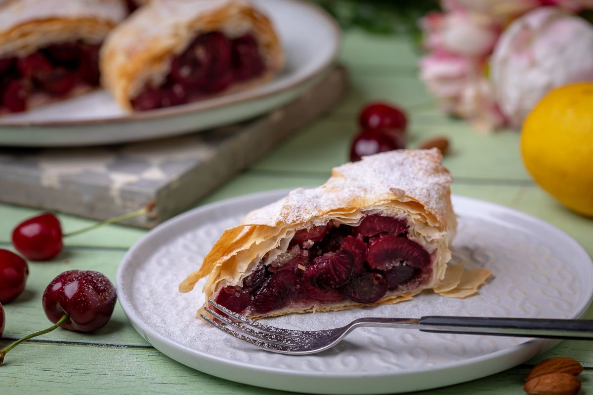 Édes, ízes töltelék, roppanós tészta - mennyei finomság! / Fotó: MME