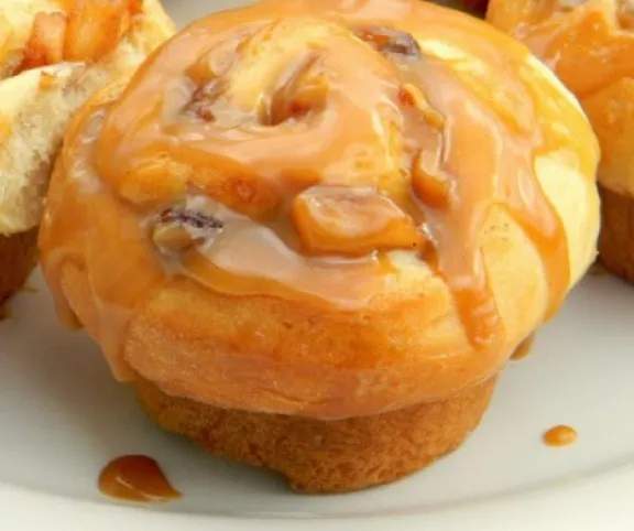 Karamellás-almás kelt csigák recept