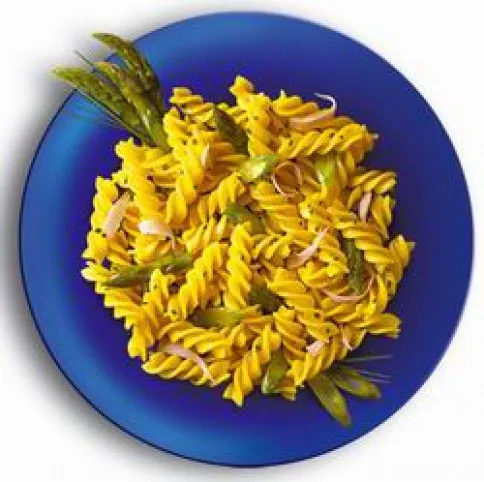Fusilli spárgával és sonkával recept
