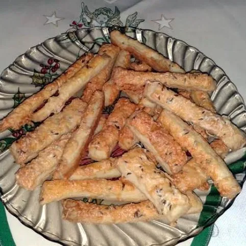 Vendégváró sajtos rudak recept