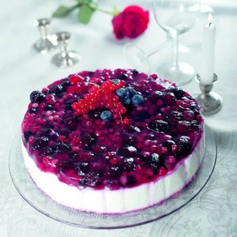 Erdei gyümölcsös joghurttorta recept