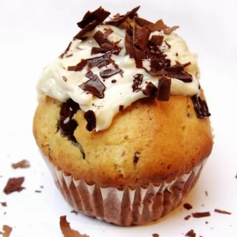 Narancsos muffin makadámdió krémmel recept