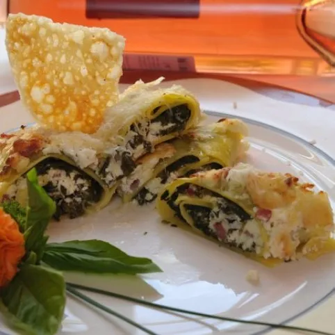 Spenótos-juhtúrós rakott tészta recept