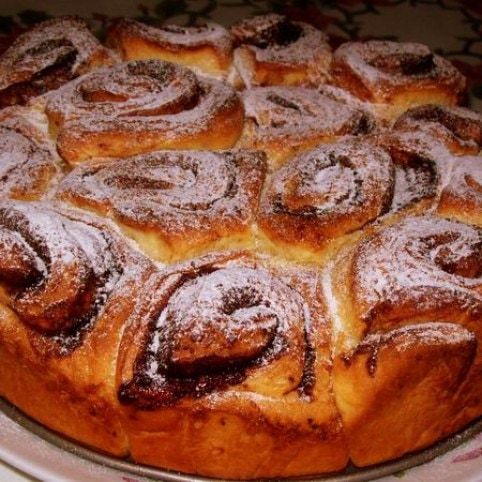 Kakaós csiga tortaformában sütve recept