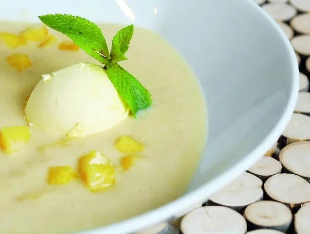 Tejszínes őszibarackleves recept