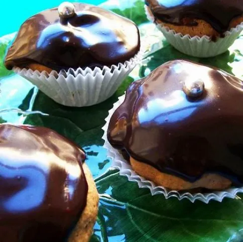 Mézes puszedli csokoládéval recept