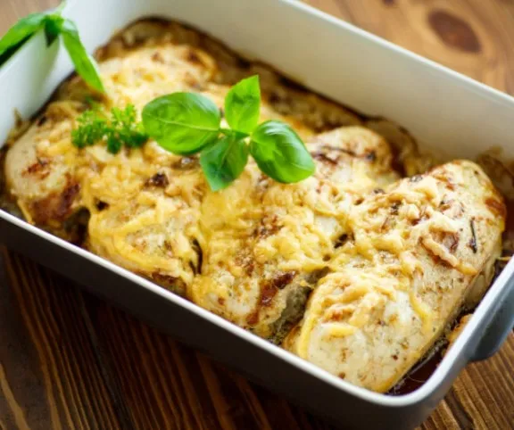 Fokhagymás-sajtos csirkemell recept
