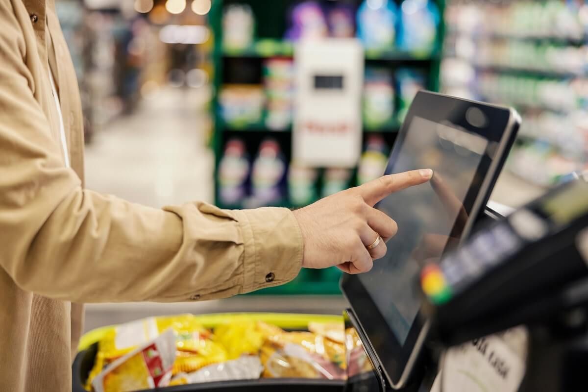 Egyre több helyen lesznek a jövőben önkiszolgáló pénztárak /Fotó: Shutterstock