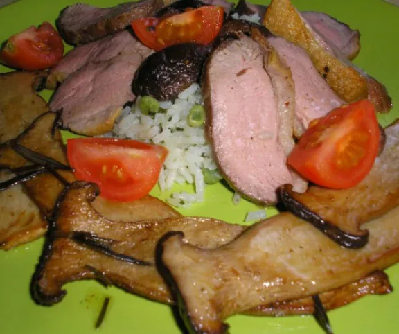 Sült kacsamell rozmaringos ördögszekér gombával recept