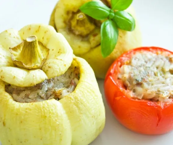 Bolgár töltött paprika és paradicsom recept