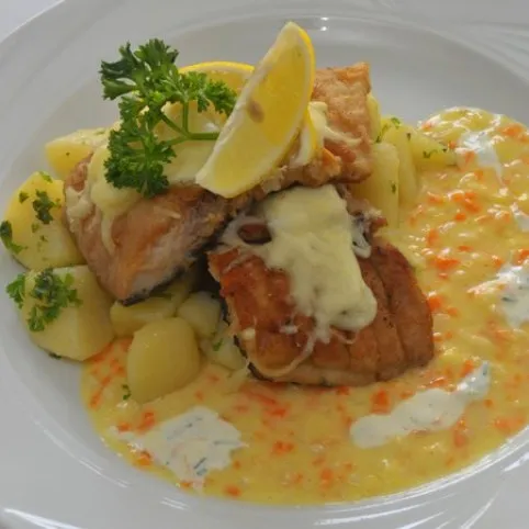 Pontyfilé tejszínmártásban recept