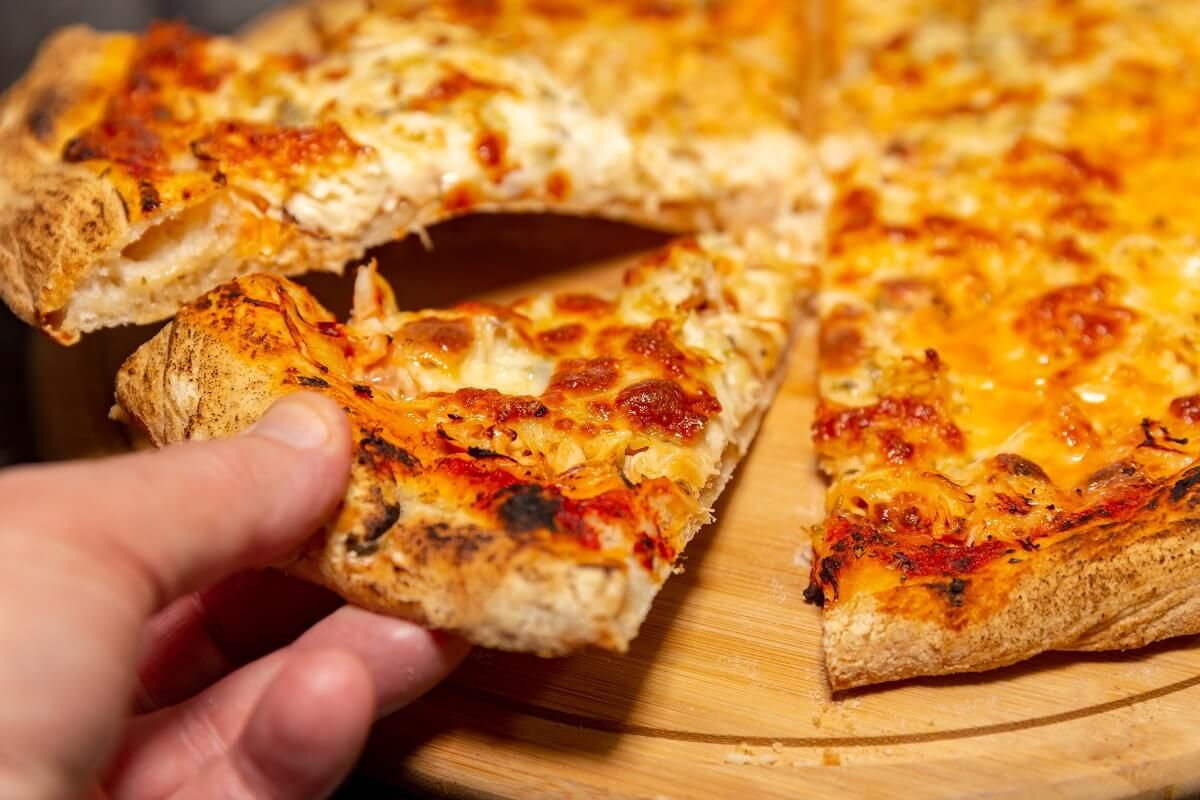 Egyes helyeken fél áron ehetjük a nápolyi pizzákat /Fotó: Shutterstock