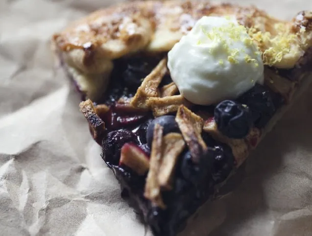 Almás-kék áfonyás pite recept