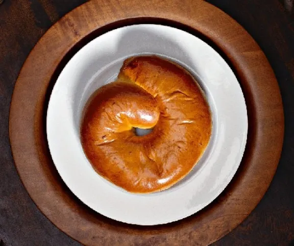 Trieszti töltött sütemény (Presnitz triestino) recept