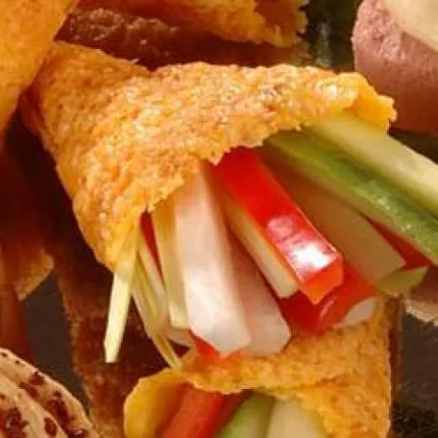 Zöldséges sajttölcsér recept