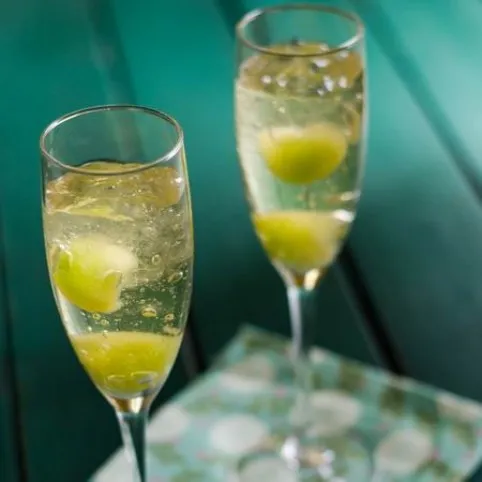 Prosecco zselé sárgadinnyével recept