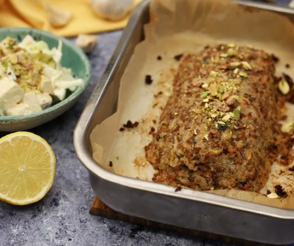 Vagdalt hús nélkül sajtsalátával recept