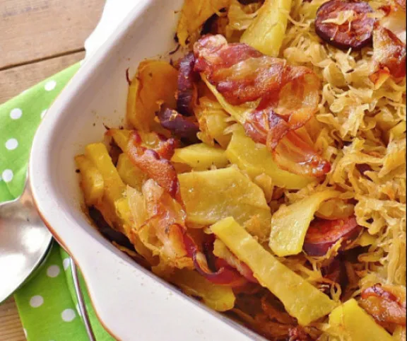 Káposztás-krumplis egytál recept