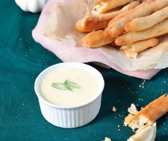 Parmezános grissini fokhagymás majonézzel recept